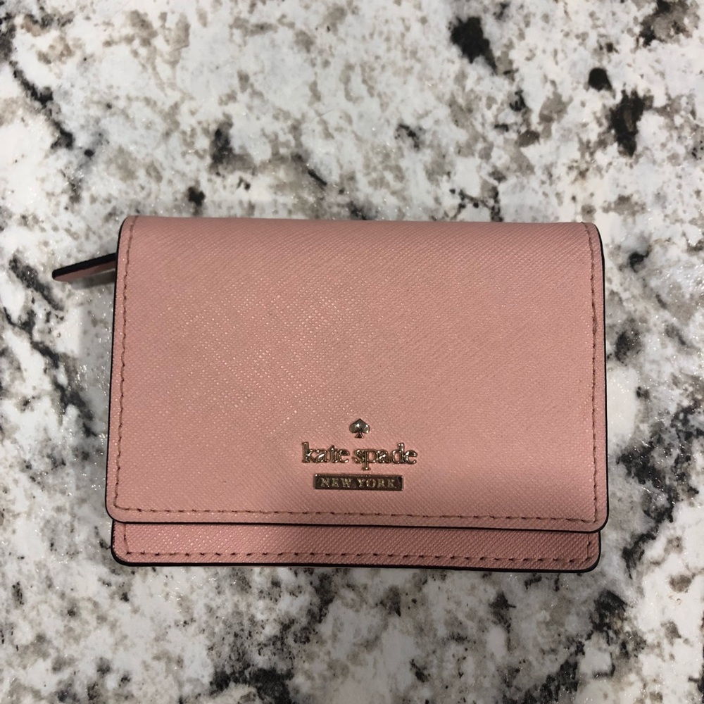 Kate Spade Cameron Street Beca Wallet in Pink